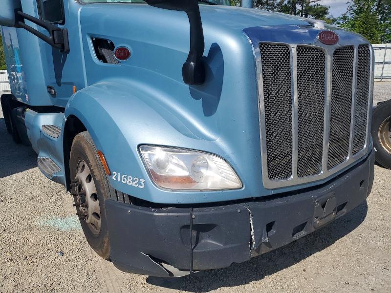 2021 Peterbilt 579 Semi Truck