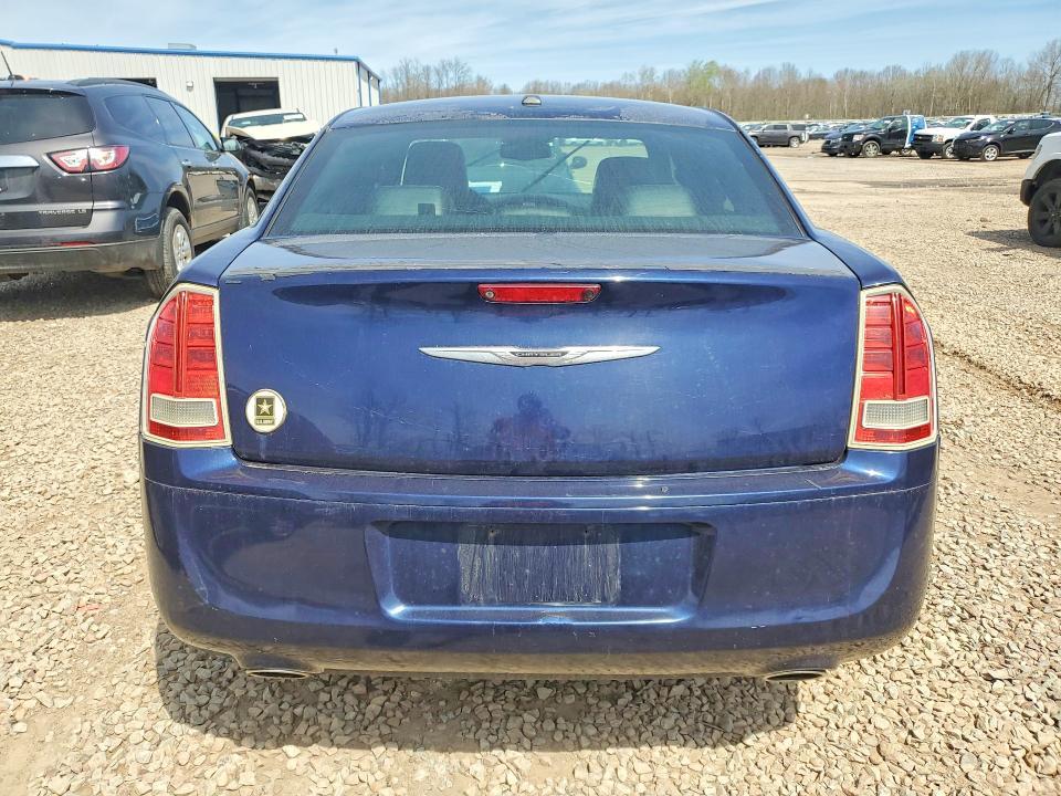 2014 Chrysler 300 s