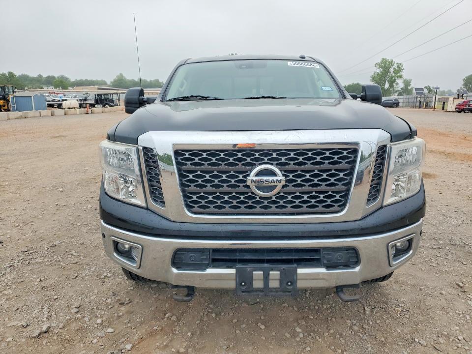 2017 Nissan Titan XD SV