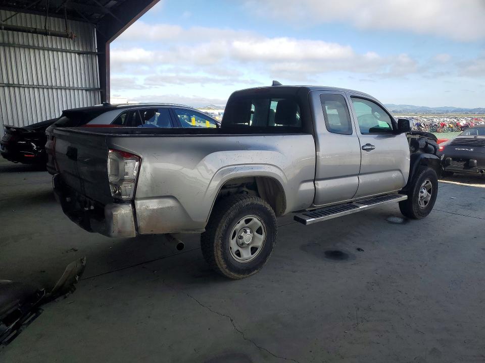 2017 Toyota Tacoma SR