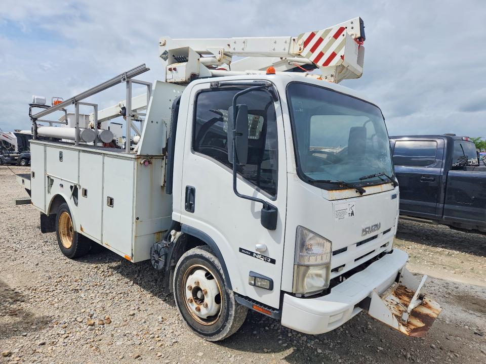 2010 Isuzu NQR Bucket Truck