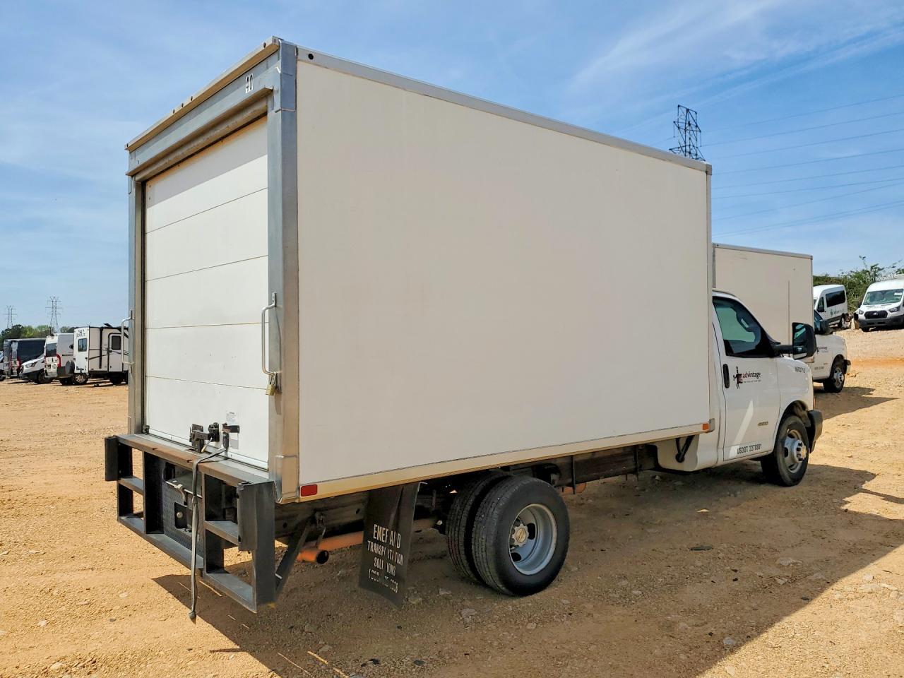 2017 Chevrolet Express G4500