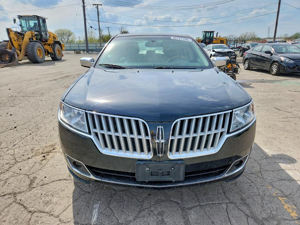 2012 Lincoln Townhouse MKZ
