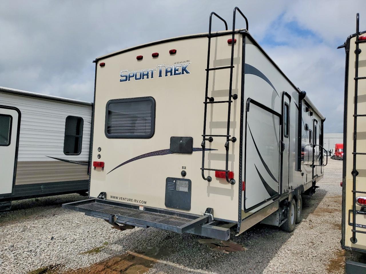 2014 KZ Sporttrek Camper