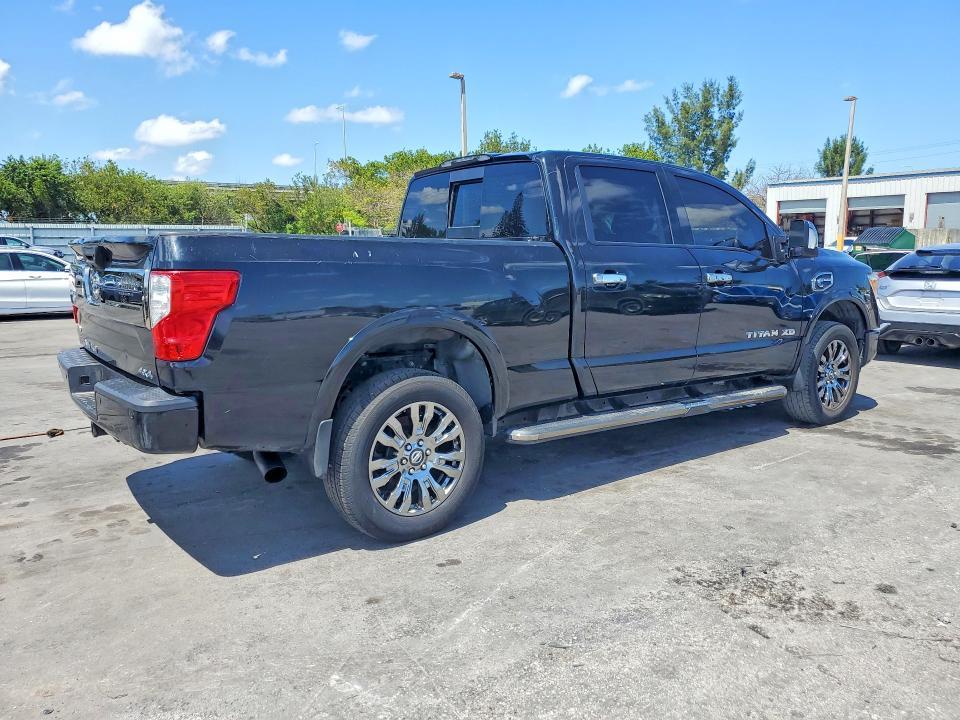 2017 Nissan Titan XD Platinum Reserve