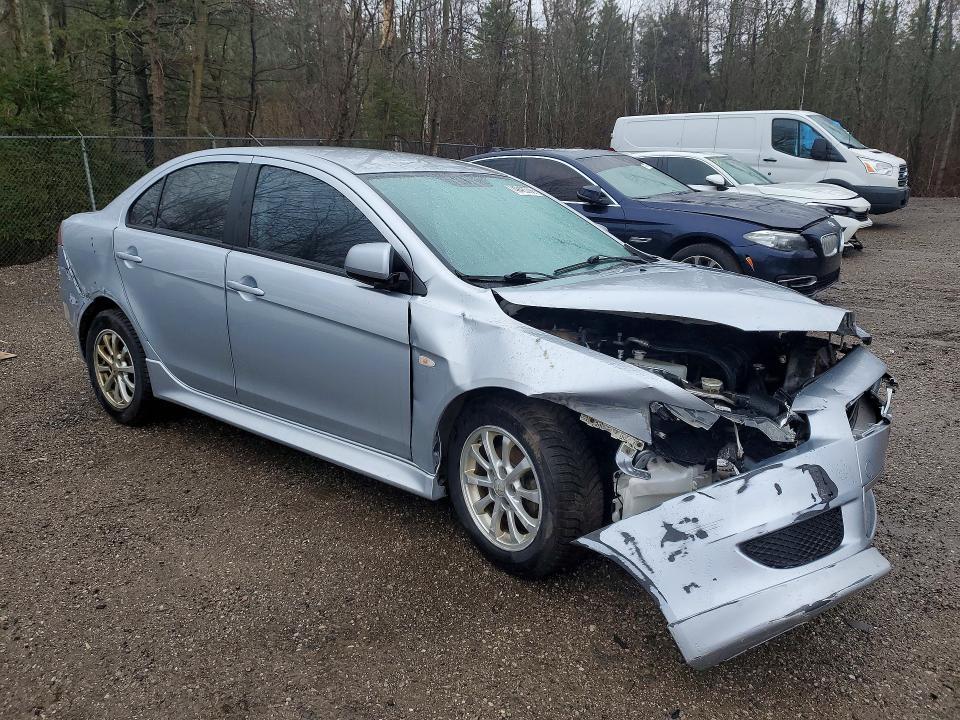 2013 Mitsubishi Lancer es