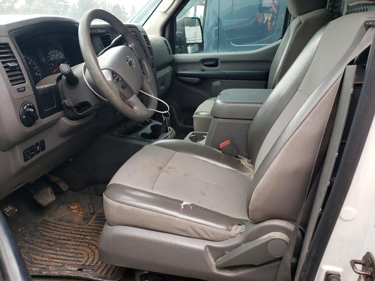 2016 Nissan NV 3500 HD SV