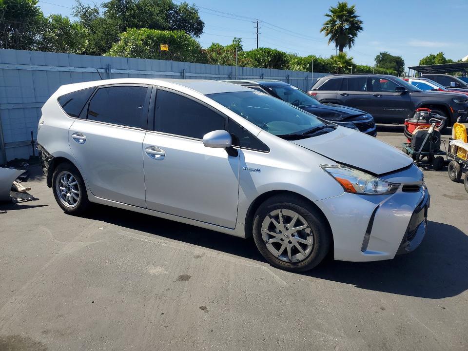 2016 Toyota Prius v Four