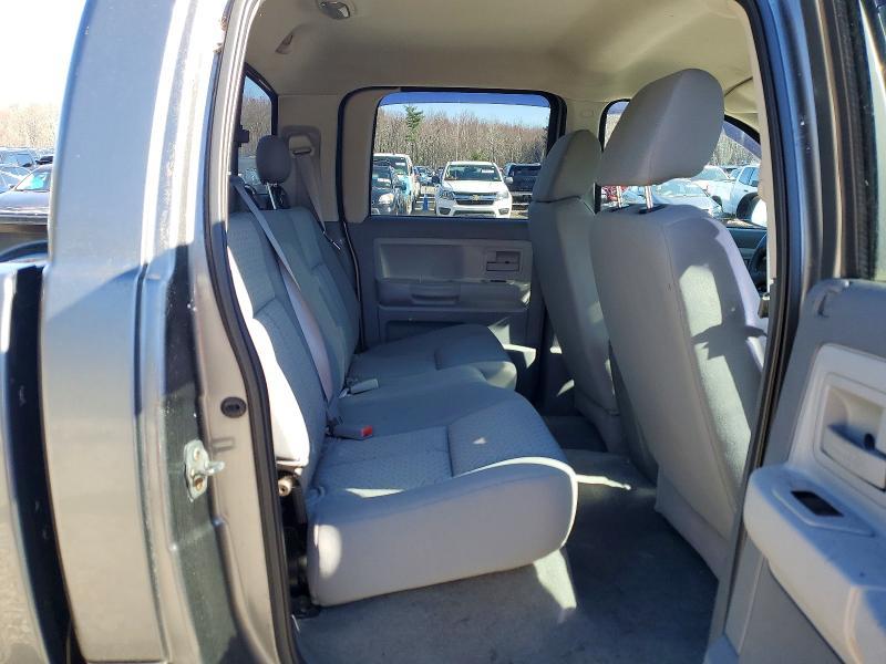 2007 Dodge Dakota Quattro