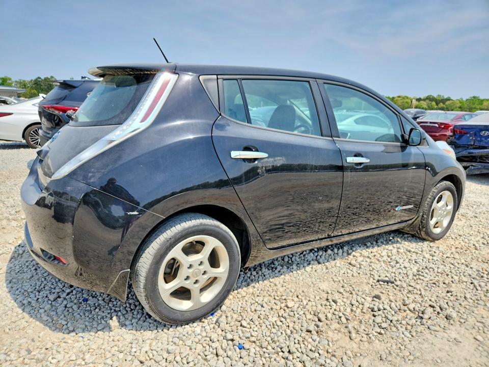 2015 Nissan Leaf sv