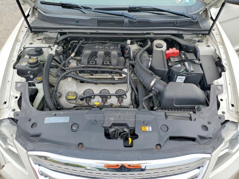 2011 Ford Taurus sel