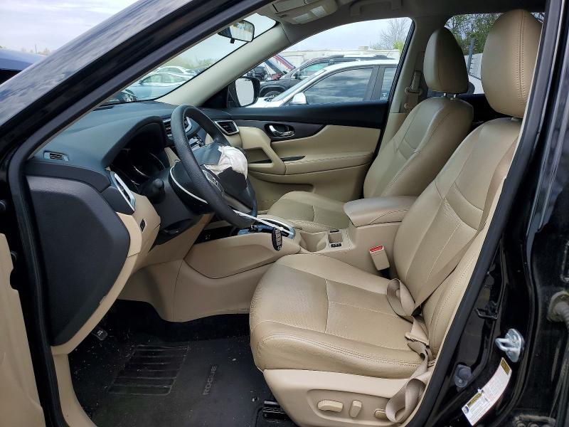 2016 Nissan Rogue sv