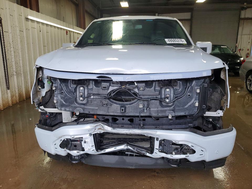 2025 Ford F150 Lightning Lariat