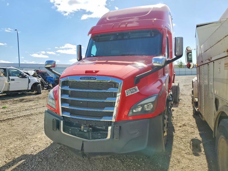 2022 Freigliner Cascadia 126