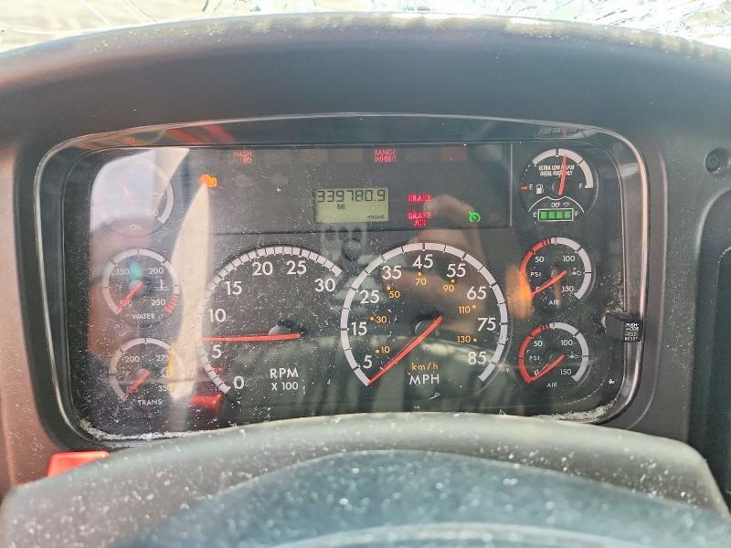 2012 Freightliner Business Class M2 BOX Truck