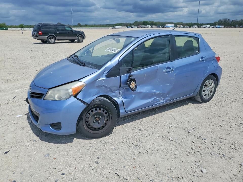 2013 Toyota Yaris 5-door le