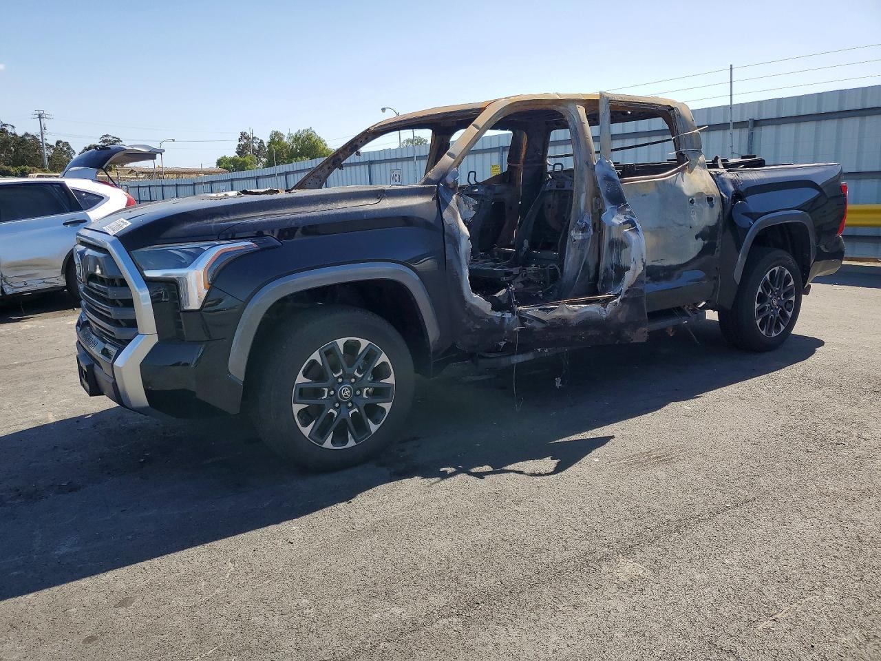 2025 Toyota Tundra Crewmax Limited