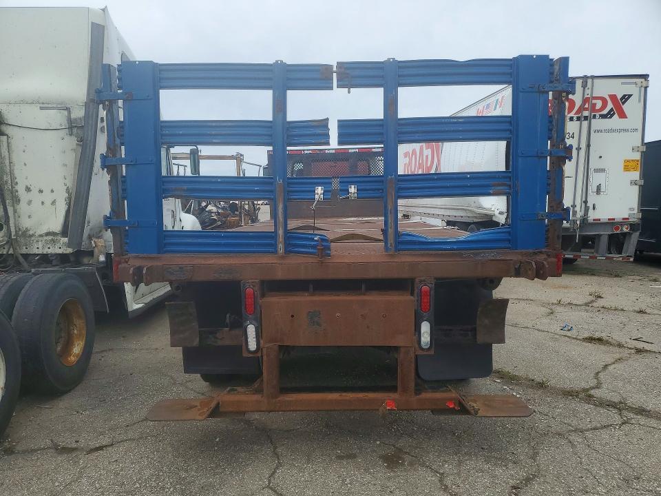 2016 Freightliner Business Class M2 Flatbed Truck