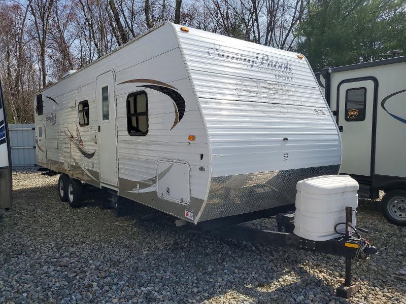 2012 Winnebago Sunnybrook Camper