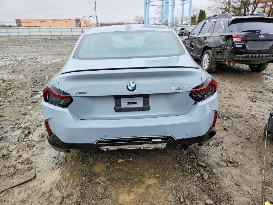2024 BMW 230xi