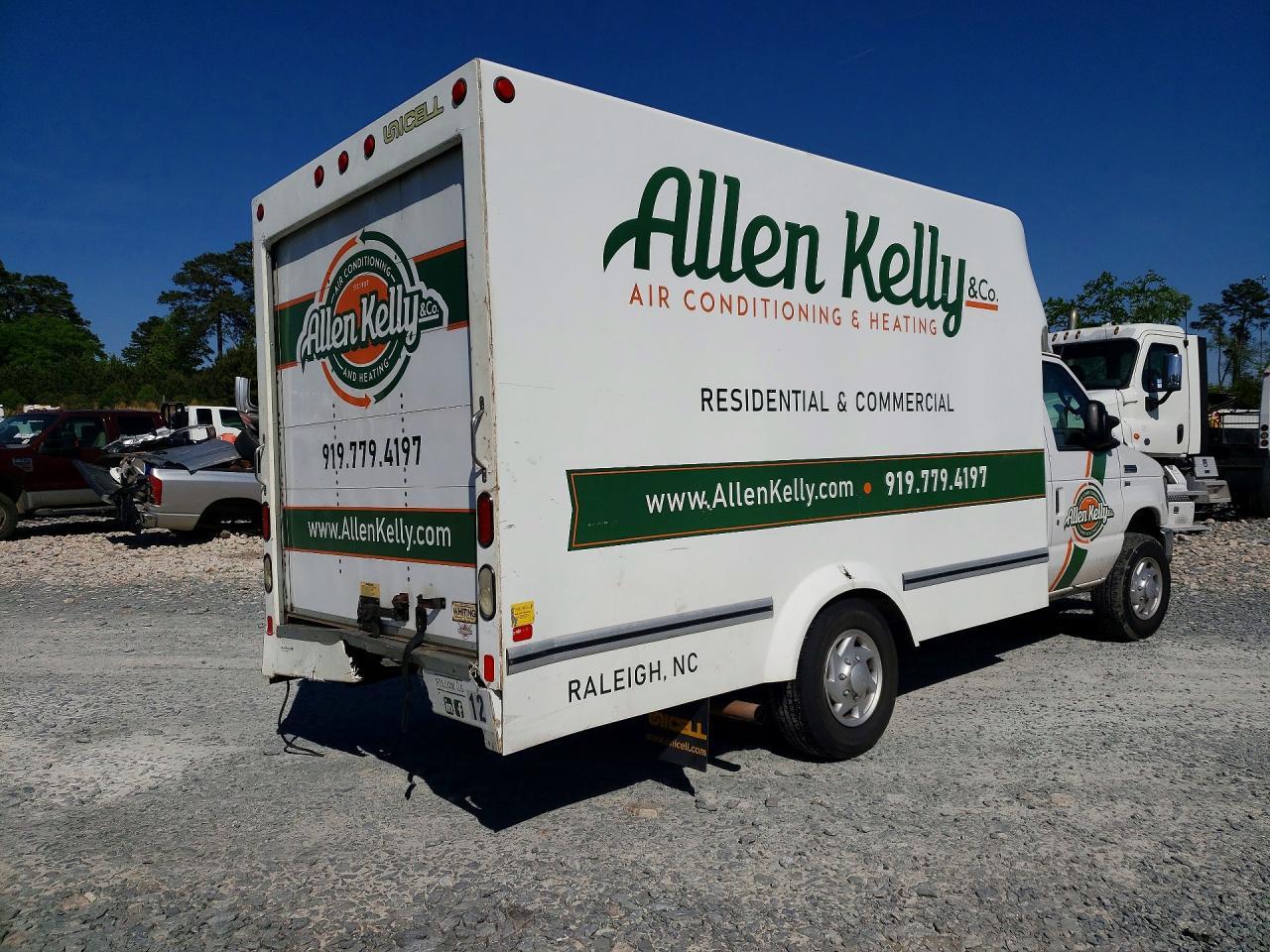 2017 Ford E350 Delivery Truck