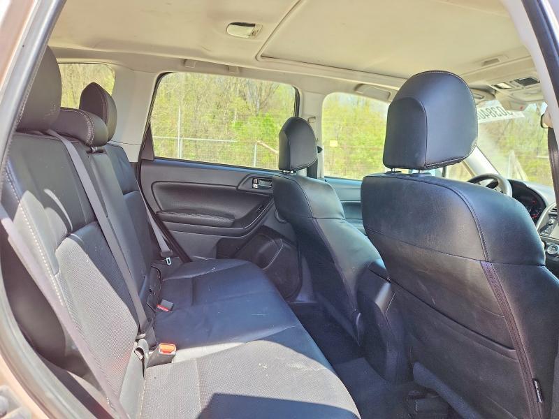 2015 Subaru Forester 2.5i Touring