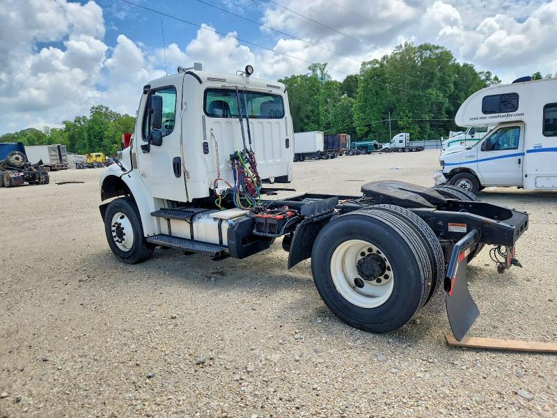 2020 Freightliner Business Class M2 Semi Truck