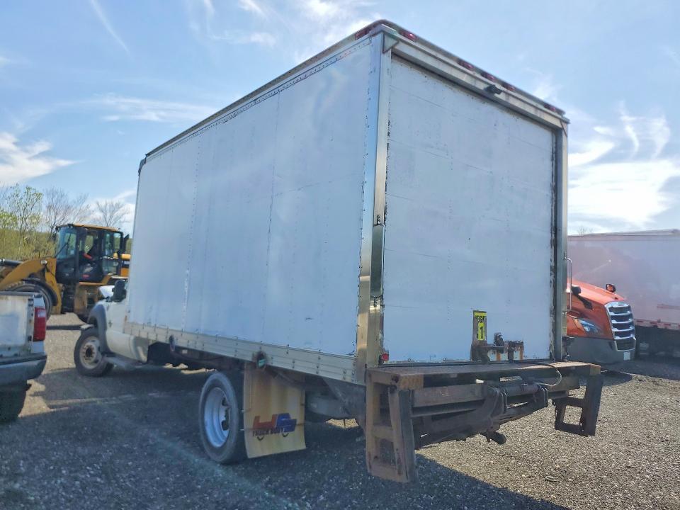 2016 Ford F550 Super Duty BOX Truck
