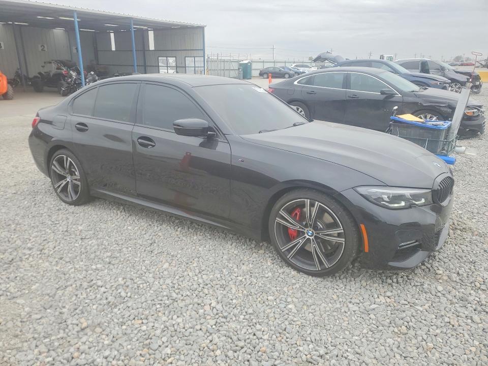 2022 BMW 330xi