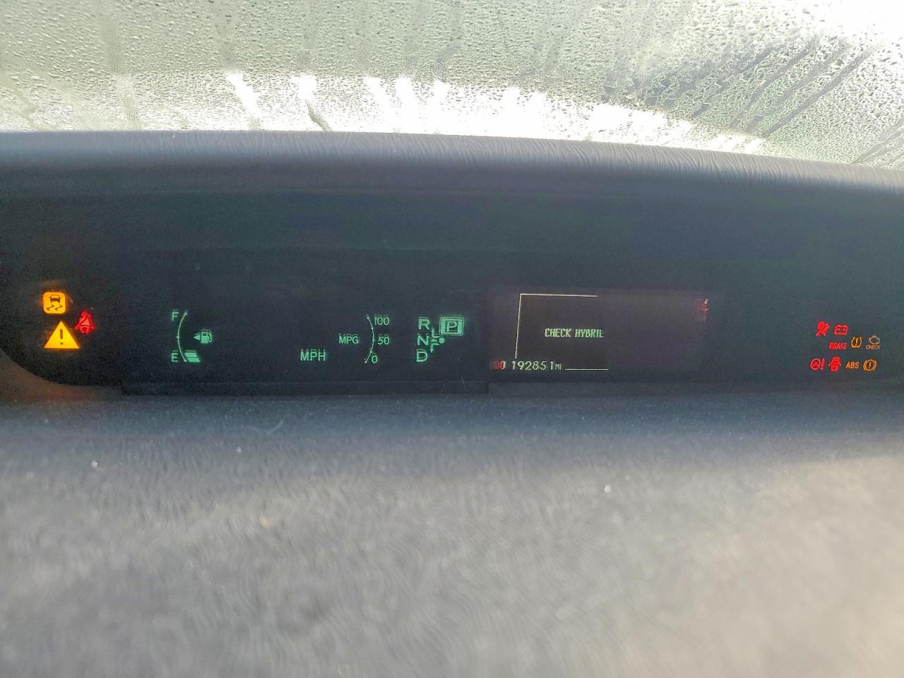 2010 Toyota Prius iii