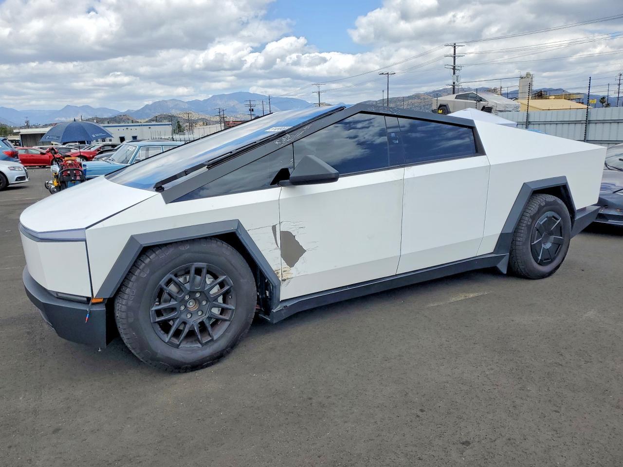 2024 Tesla Cybertruck