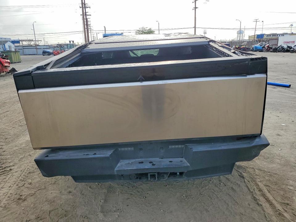 2025 Tesla Cybertruck