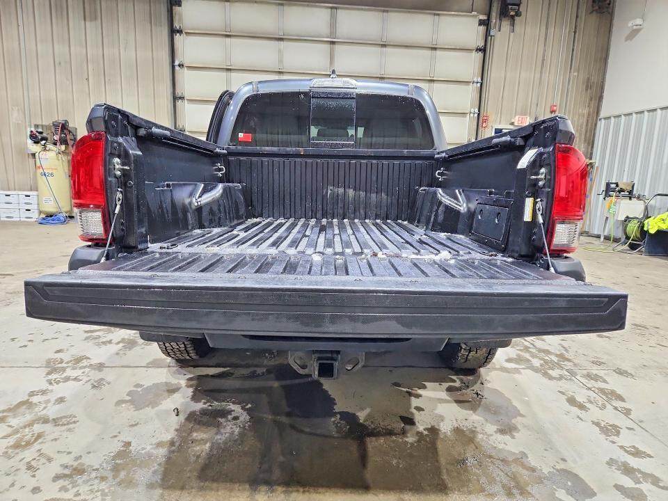 2020 Toyota Tacoma SR5 V6