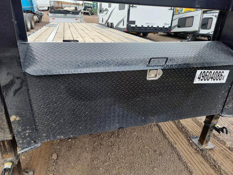 2026 PJ Gooseneck Flatbed