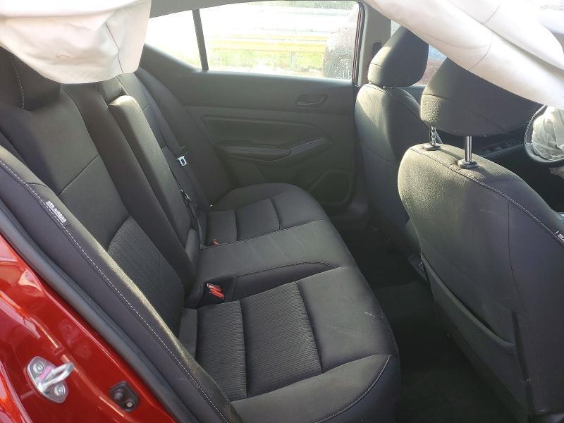 2024 Nissan Altima sv