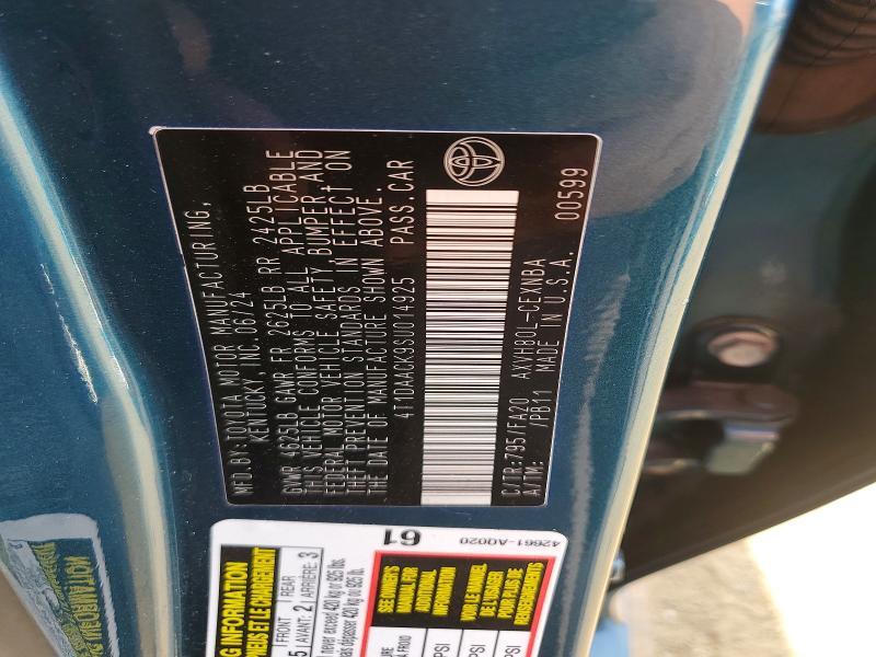 2025 Toyota Camry le