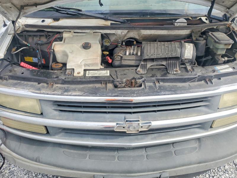 2002 Chevrolet Express G3500