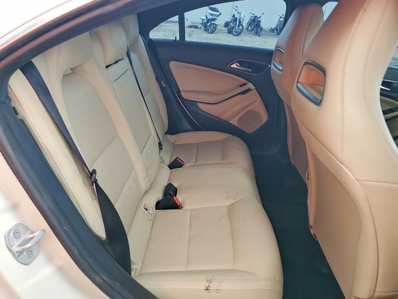 2016 Mercedes-Benz Cla 250