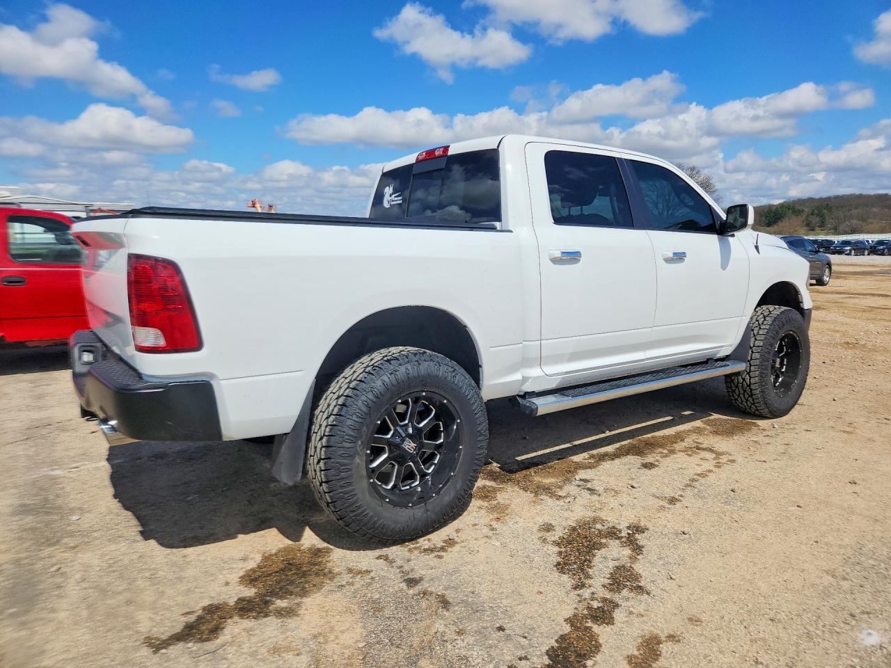 2015 Dodge RAM 1500 SLT