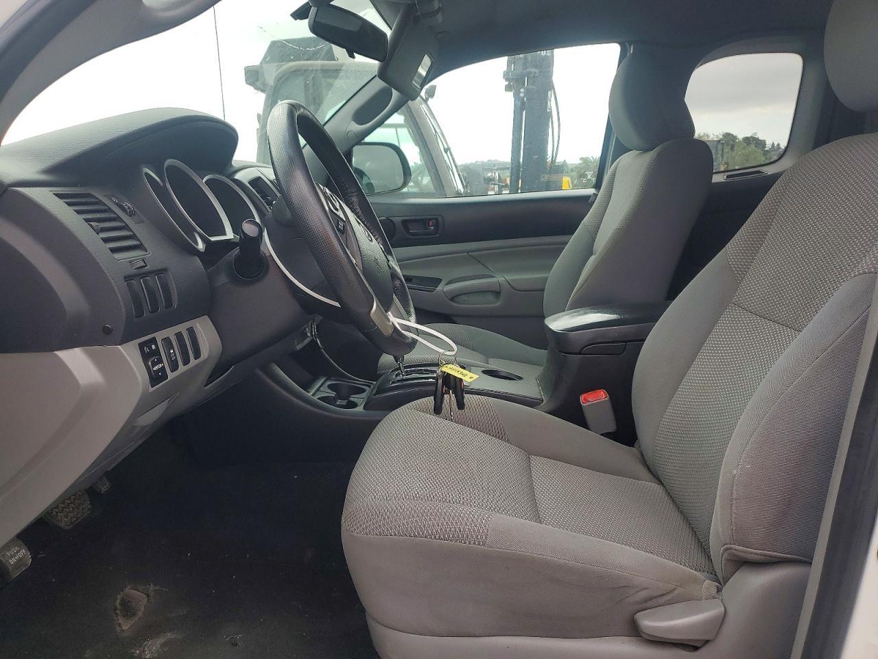 2014 Toyota Tacoma Base