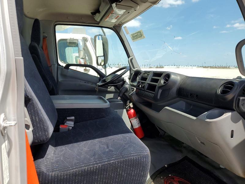2019 Hino 195