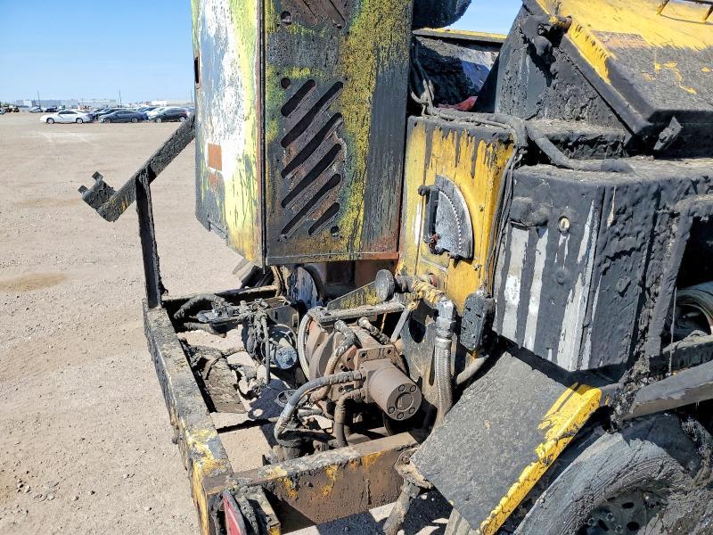 2022 Etnyre ECS250 Crack Sealer