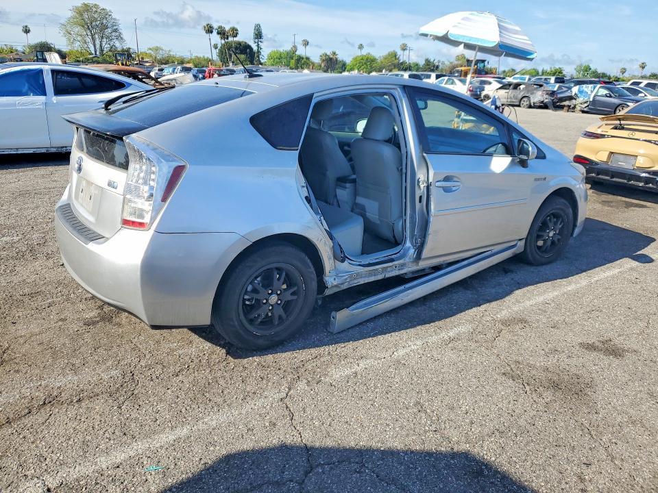 2010 Toyota Prius iv