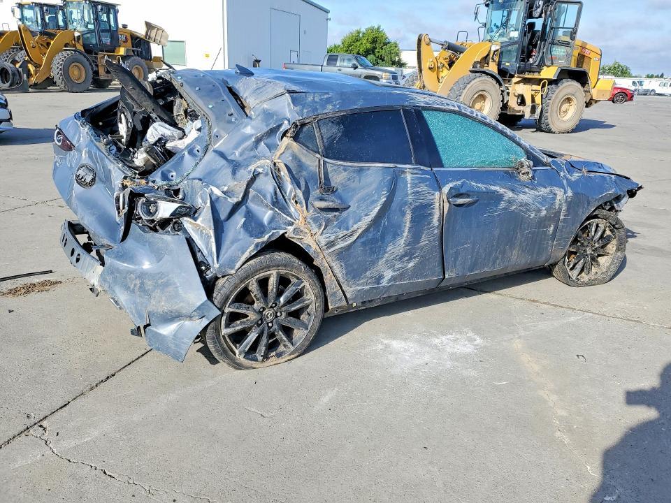 2020 Mazda 3 Premium