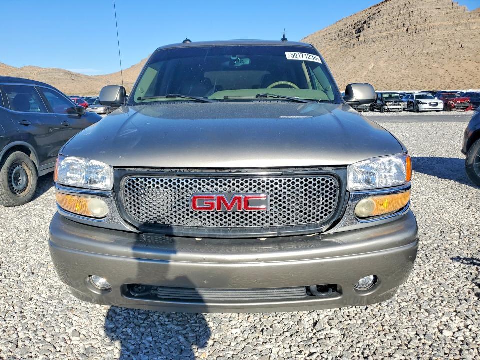 2003 GMC Yukon Denali