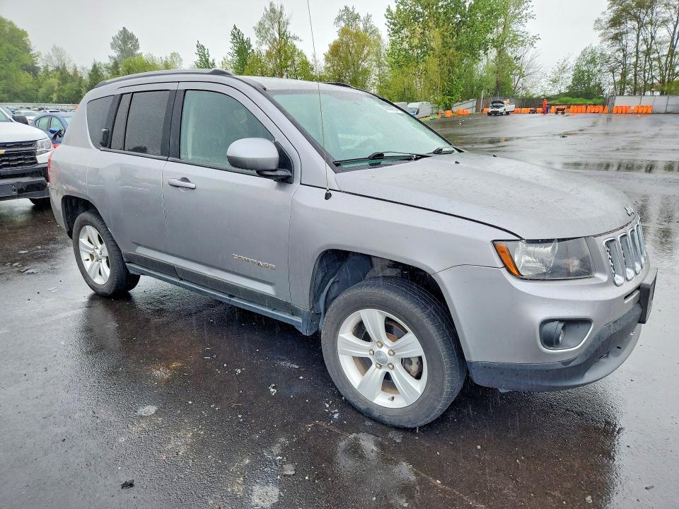 2016 Jeep Compass Latitude
