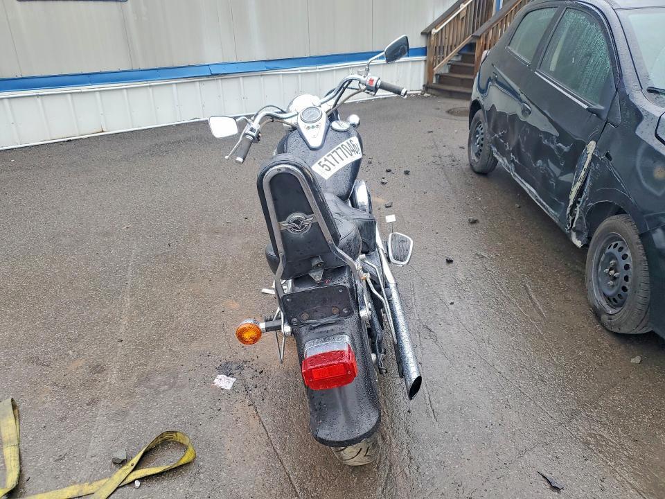 2005 Kawasaki VN800 B