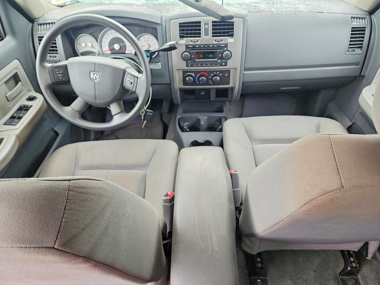 2006 Dodge Dakota Quad SLT