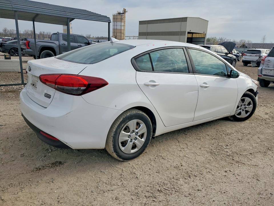 2017 KIA Forte lx