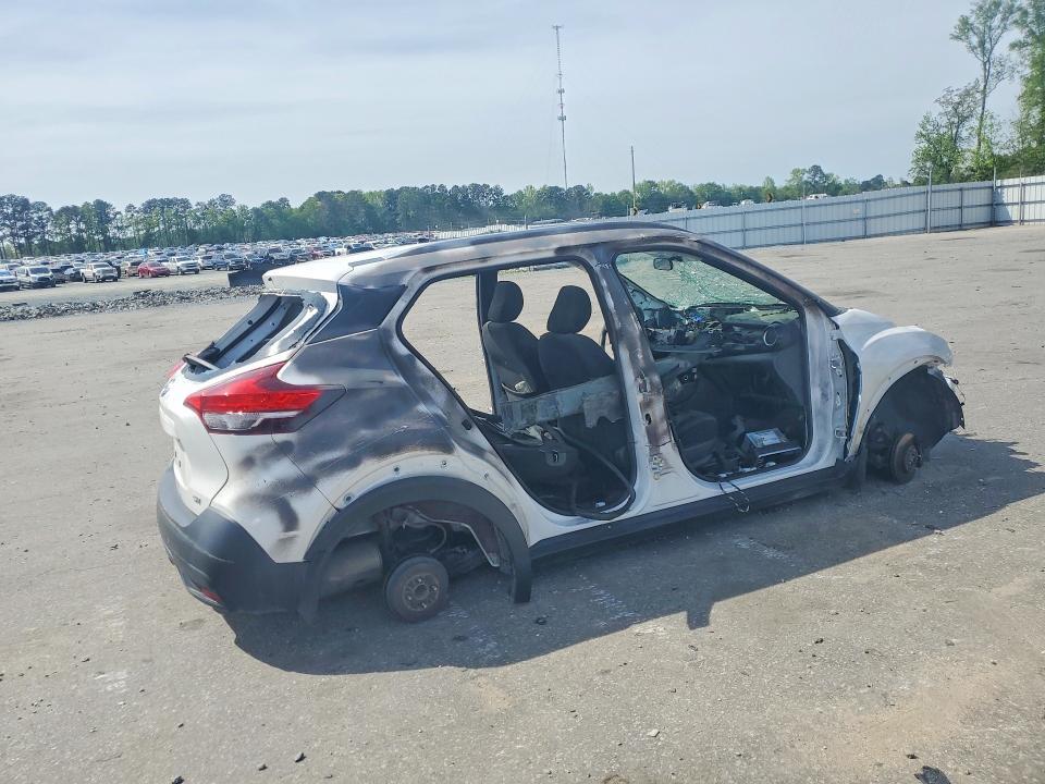 2019 Nissan Kicks sv